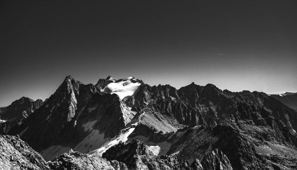 Odkryj najpiękniejsze polskie jaskinie w Karpatach